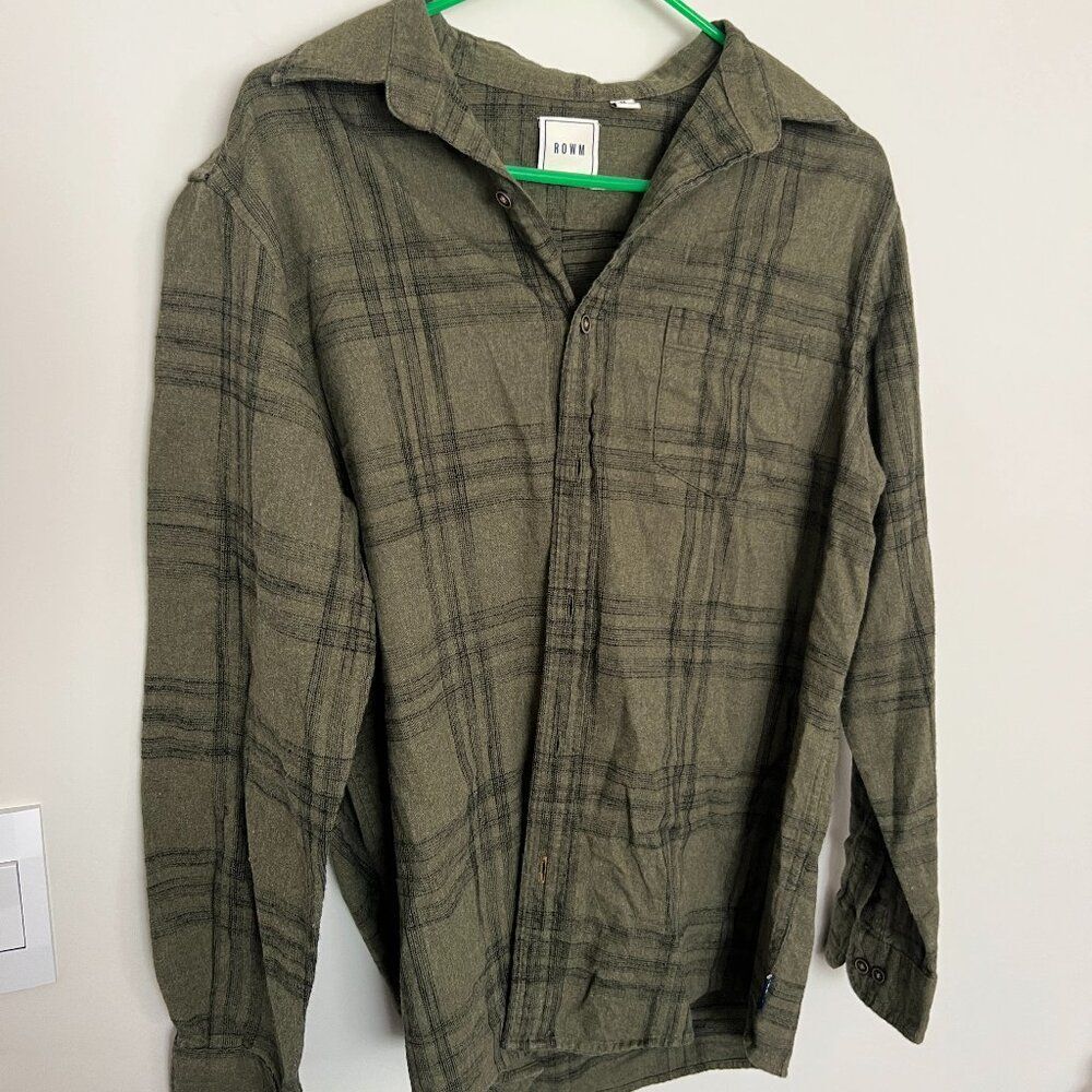Rowm green button down size‎ M